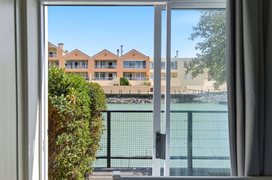 4 Bedroom Property for Sale in Harbour Island Western Cape